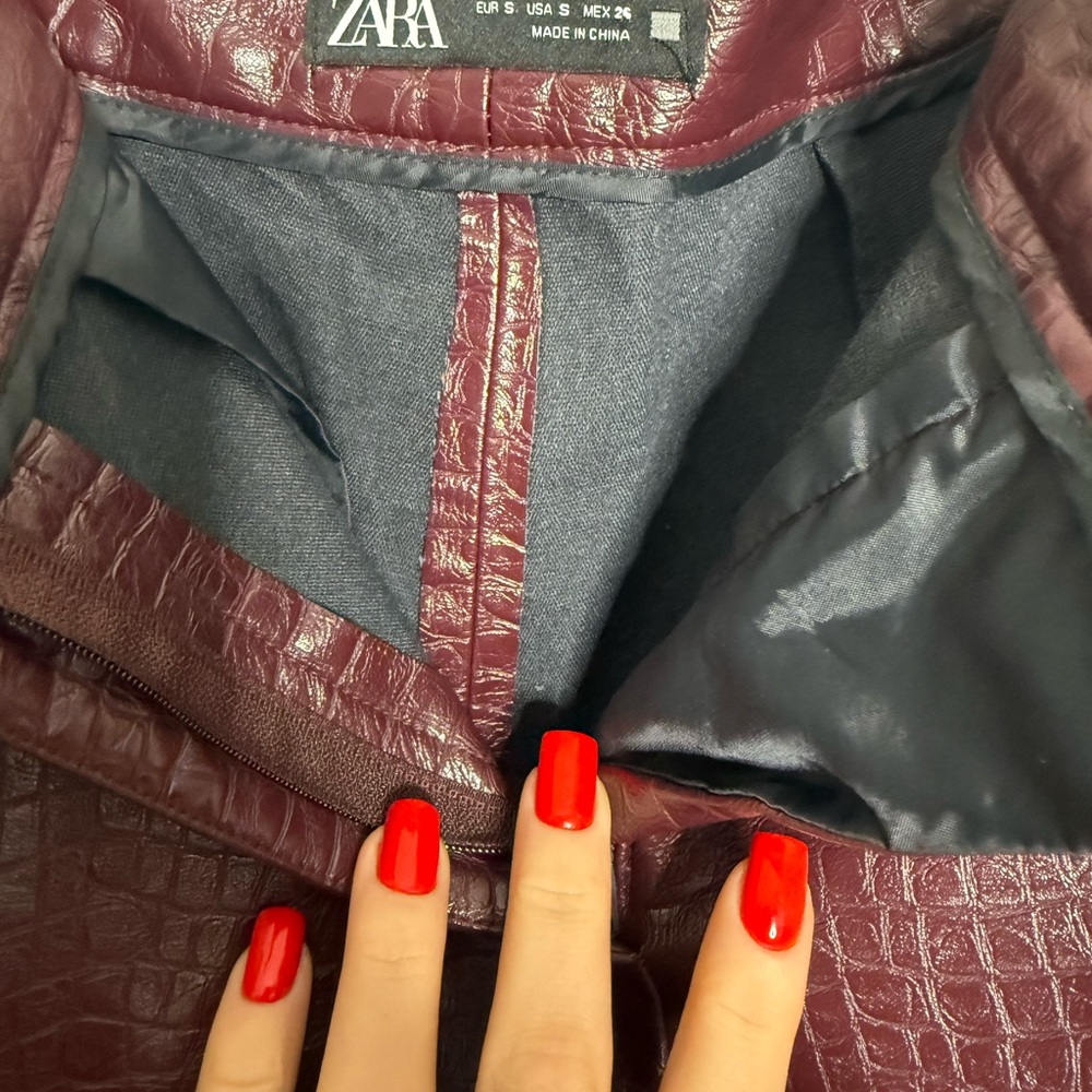 Zara Maroon Croc-Embossed Trousers - Picture 9 of 10